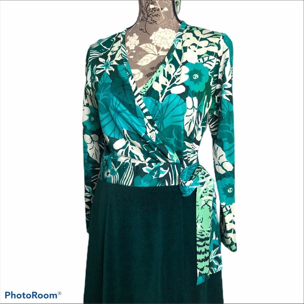 Vintage Keyloun Hostess Lounge Wrap Dress Dressing Gown Tiger Jungle Print 60’s